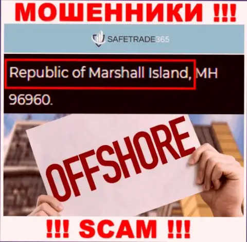 Маршалловы острова - оффшорное место регистрации мошенников SafeTrade365, показанное на их сайте